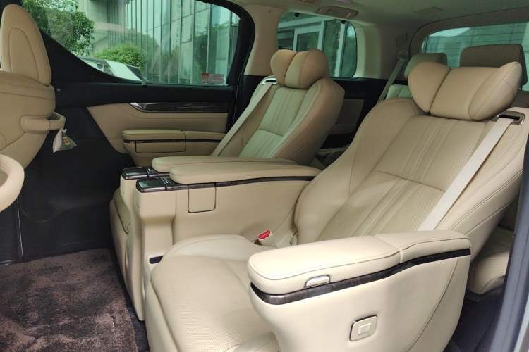 Used Toyota Alphard 2020 Dual-Engine 2.5L Prestige Edition Left Rear Seat