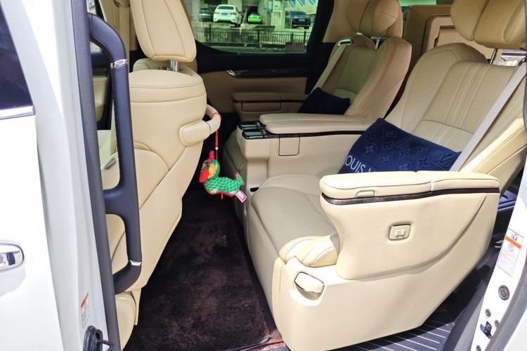 Used Toyota Alphard 2020 Dual-Engine 2.5L Prestige Edition Left Rear Seat