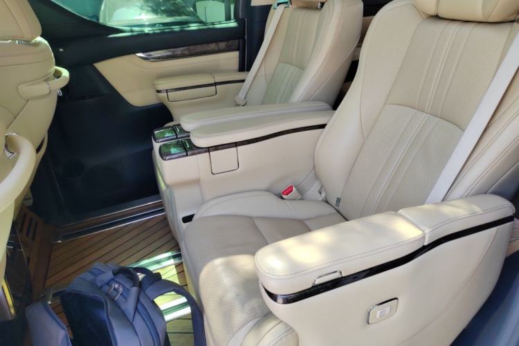 Used Toyota Alphard 2020 Dual-Engine 2.5L Prestige Edition Left Rear Seat