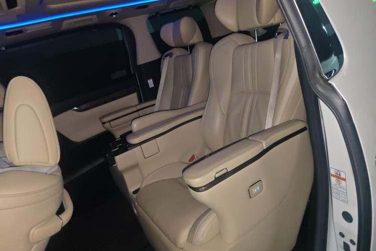 Used Toyota Alphard 2020 Dual-Engine 2.5L Prestige Edition Left Rear Seat