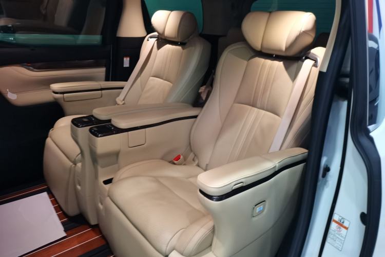 Used Toyota Alphard 2020 Dual-Engine 2.5L Prestige Edition Left Rear Seat