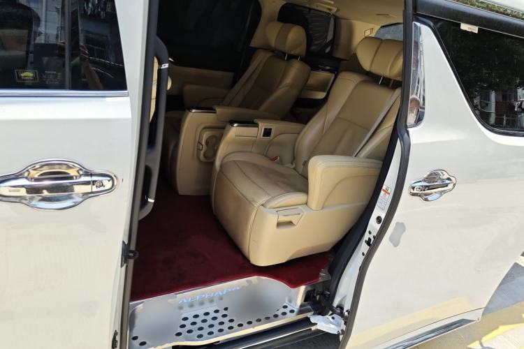Used Toyota Alphard 2020 Dual-Engine 2.5L Luxury Edition Left Rear Seat