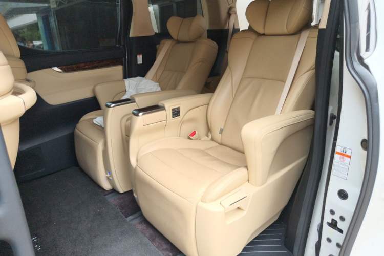 Used Toyota Alphard 2020 Dual-Engine 2.5L Luxury Edition Left Rear Seat