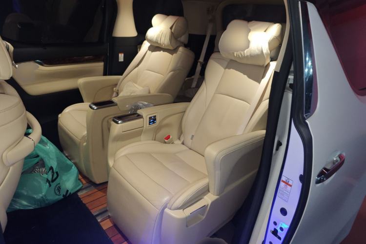 Used Toyota Alphard 2020 Dual-Engine 2.5L Luxury Edition Left Rear Seat