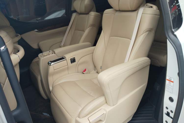 Used Toyota Alphard 2020 Dual-Engine 2.5L Luxury Edition Left Rear Seat