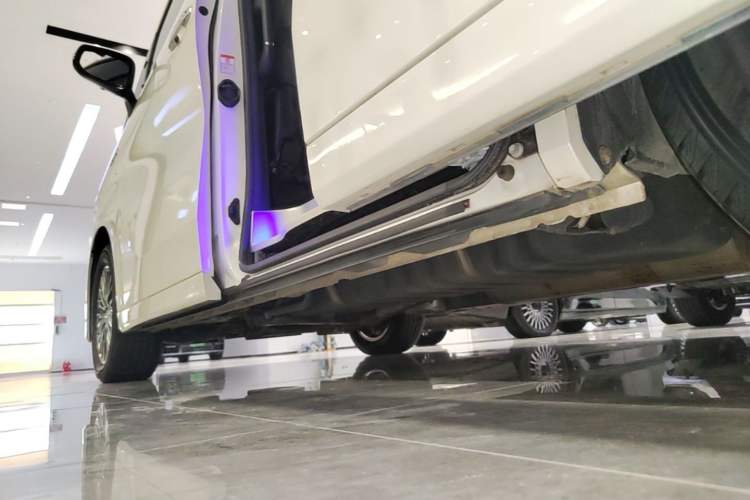 Used Toyota Alphard 2020 Dual-Engine 2.5L Prestige Edition Left Side Sill