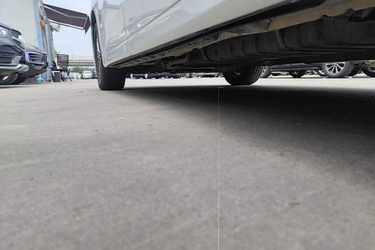 Used Toyota Alphard 2020 Dual-Engine 2.5L Prestige Edition Left Side Sill