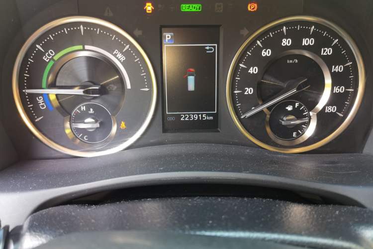 Used Toyota Alphard 2020 Dual-Engine 2.5L Luxury Edition Odometer Close Up