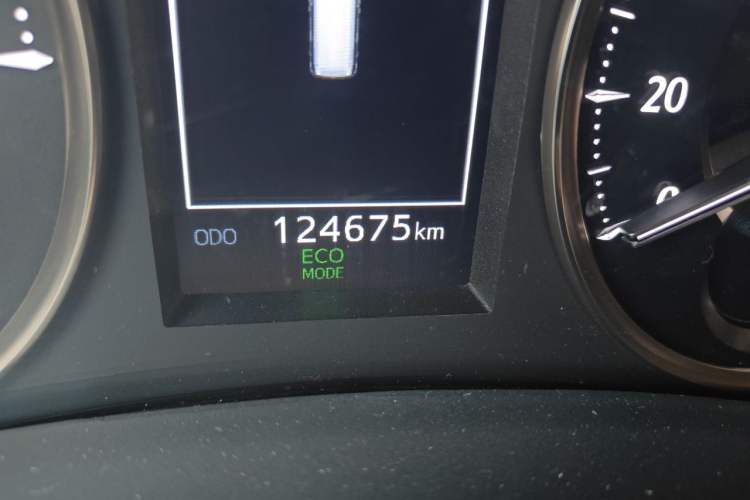 Used Toyota Alphard 2020 Dual-Engine 2.5L Luxury Edition Odometer Close Up