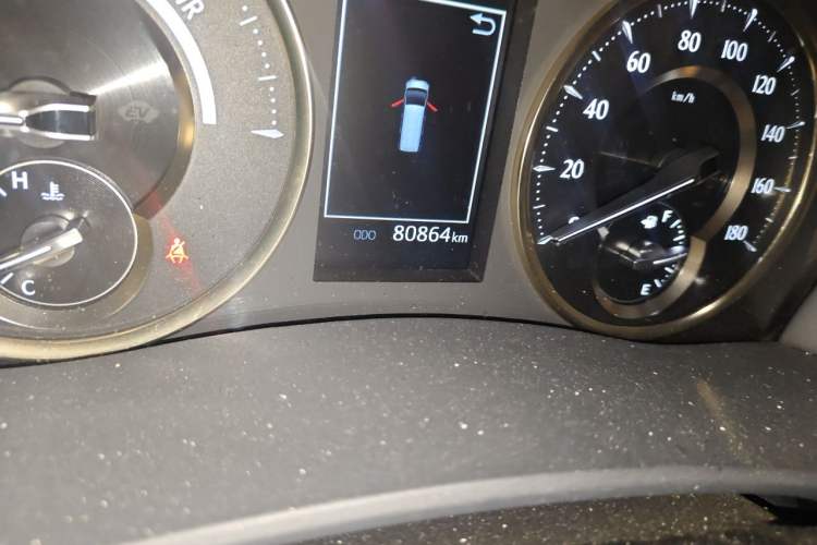 Used Toyota Alphard 2020 Dual-Engine 2.5L Luxury Edition Odometer Close Up