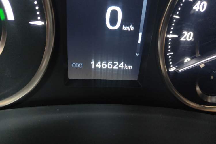 Used Toyota Alphard 2020 Dual-Engine 2.5L Prestige Edition Odometer Close Up