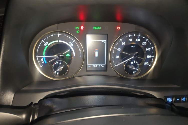 Used Toyota Alphard 2020 Dual-Engine 2.5L Prestige Edition Odometer Close Up