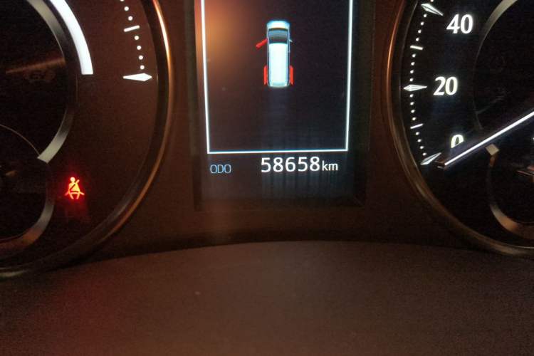 Used Toyota Alphard 2020 Dual-Engine 2.5L Luxury Edition Odometer Close Up