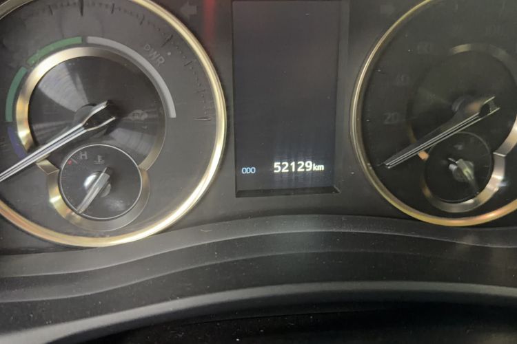 Used Toyota Alphard 2020 Dual-Engine 2.5L Prestige Edition Odometer Close Up