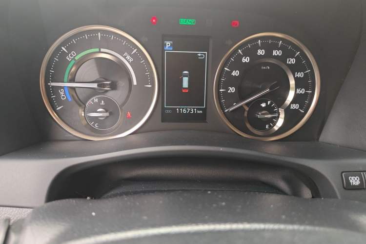 Used Toyota Alphard 2020 Dual-Engine 2.5L Luxury Edition Odometer Close Up