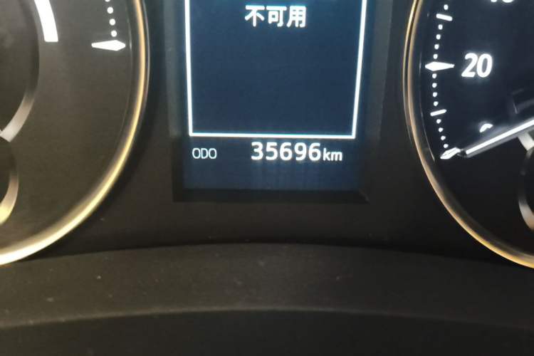 Used Toyota Alphard  Odometer Close Up