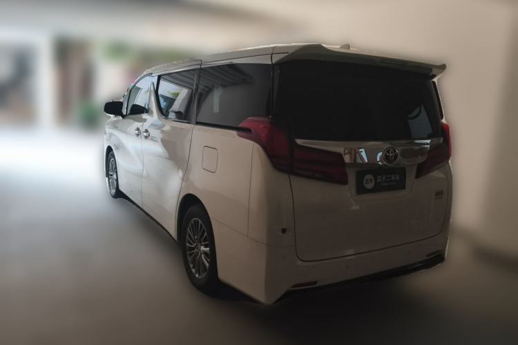 Used Toyota Alphard  Rear Left 45 Deg