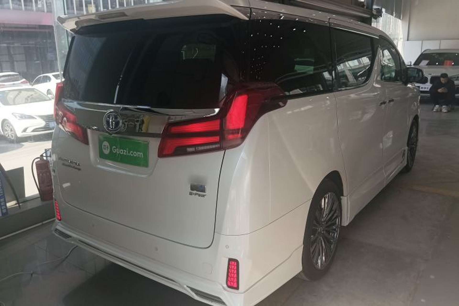 Used Toyota Alphard 2020 Dual-Engine 2.5L Prestige Edition Rear Right 45 Deg