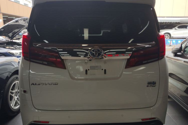 Used Toyota Alphard 2020 Dual-Engine 2.5L Luxury Edition Rear