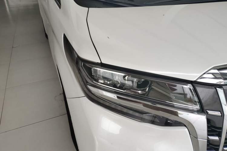 Used Toyota Alphard 2020 Dual-Engine 2.5L Luxury Edition Right Front Headlight