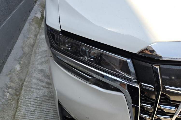 Used Toyota Alphard 2020 Dual-Engine 2.5L Luxury Edition Right Front Headlight