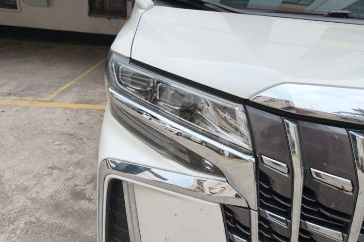 Used Toyota Alphard 2020 Dual-Engine 2.5L Luxury Edition Right Front Headlight