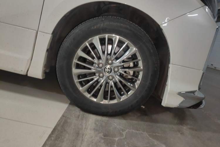 Used Toyota Alphard 2020 Dual-Engine 2.5L Prestige Edition Right Front Wheel Hub