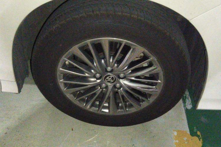 Used Toyota Alphard 2020 Dual-Engine 2.5L Prestige Edition Right Front Wheel Hub