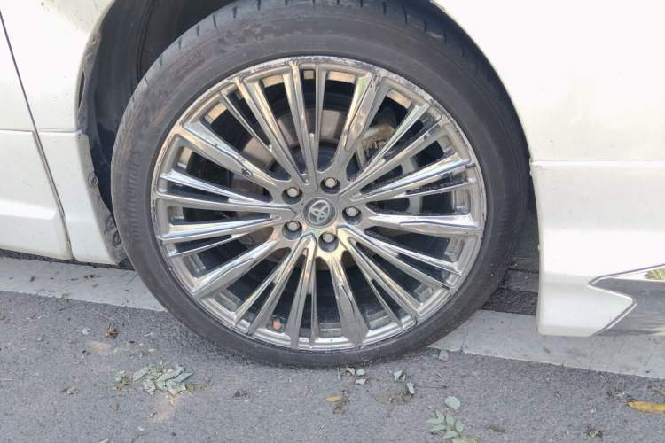 Used Toyota Alphard 2020 Dual-Engine 2.5L Prestige Edition Right Front Wheel Hub