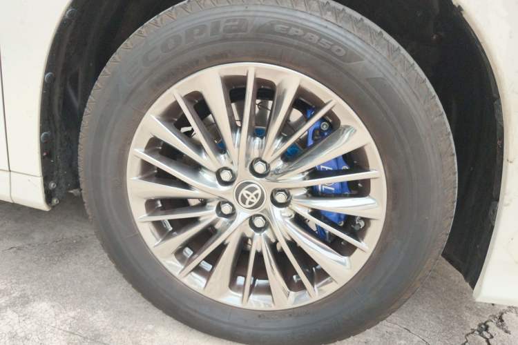 Used Toyota Alphard 2020 Dual-Engine 2.5L Luxury Edition Right Front Wheel Hub