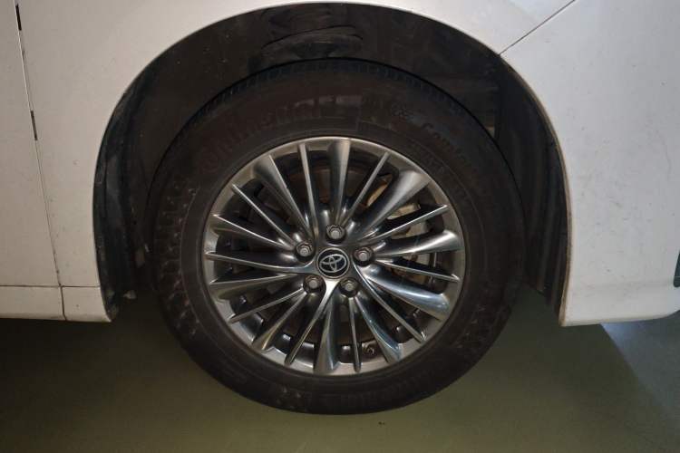 Used Toyota Alphard 2020 Dual-Engine 2.5L Luxury Edition Right Front Wheel Hub