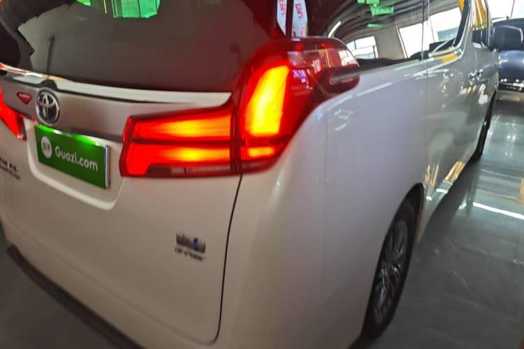 Used Toyota Alphard 2020 Dual-Engine 2.5L Prestige Edition Right Rear Taillight