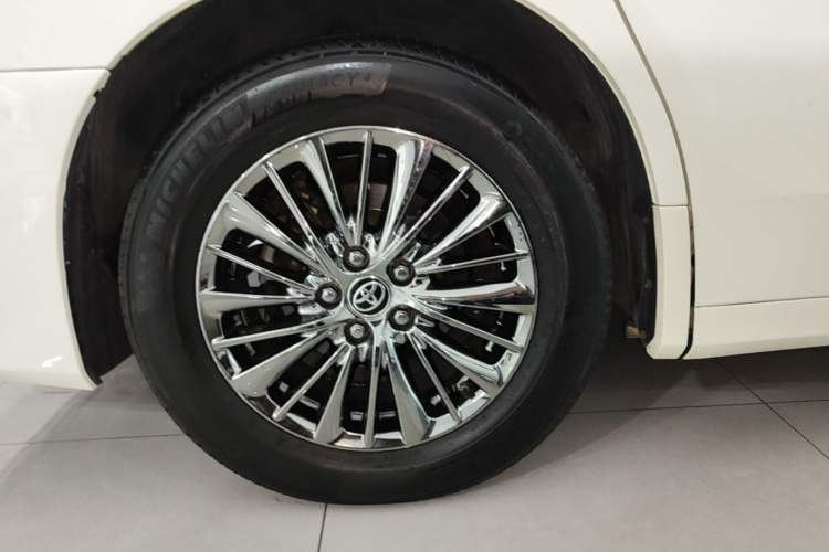 Used Toyota Alphard 2020 Dual-Engine 2.5L Prestige Edition Right Rear Wheel Hub
