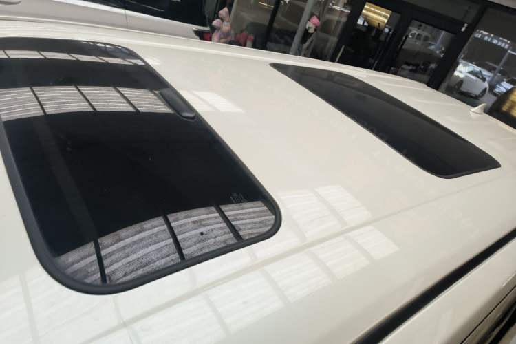 Used Toyota Alphard 2020 Dual-Engine 2.5L Prestige Edition Roof