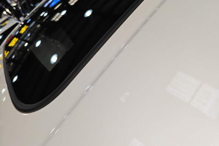 Used Toyota Alphard 2020 Dual-Engine 2.5L Luxury Edition Roof