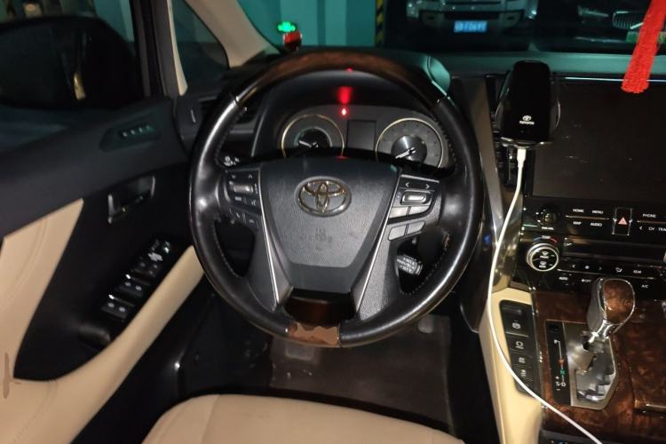 Used Toyota Alphard 2020 Dual-Engine 2.5L Luxury Edition Steering Wheel