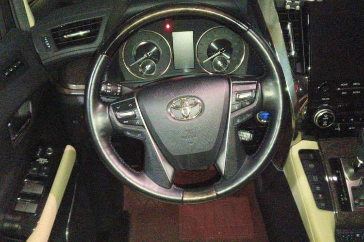 Used Toyota Alphard 2020 Dual-Engine 2.5L Prestige Edition Steering Wheel