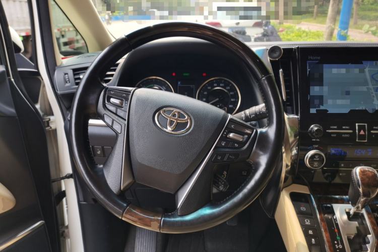 Used Toyota Alphard 2020 Dual-Engine 2.5L Luxury Edition Steering Wheel