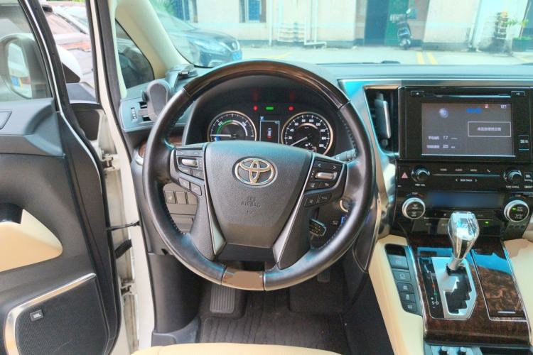 Used Toyota Alphard 2020 Dual-Engine 2.5L Luxury Edition Steering Wheel