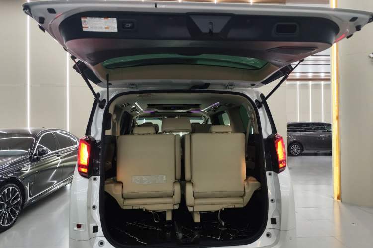 Used Toyota Alphard 2020 Dual-Engine 2.5L Prestige Edition Trunk