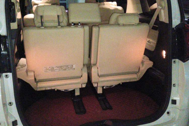 Used Toyota Alphard 2020 Dual-Engine 2.5L Prestige Edition Trunk