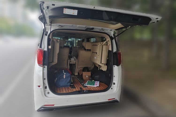 Used Toyota Alphard 2020 Dual-Engine 2.5L Luxury Edition Trunk