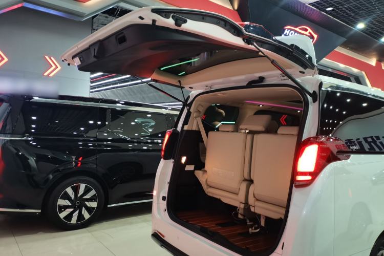 Used Toyota Alphard 2020 Dual-Engine 2.5L Prestige Edition Trunk