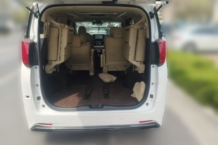 Used Toyota Alphard 2020 Dual-Engine 2.5L Luxury Edition Trunk