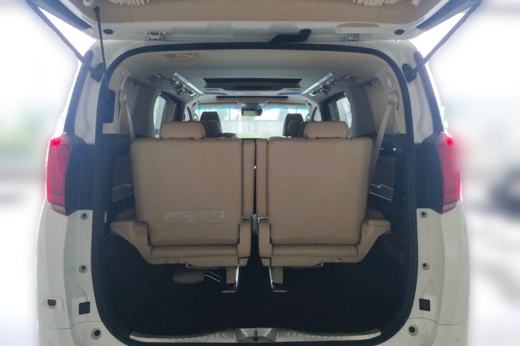 Used Toyota Alphard 2020 Dual-Engine 2.5L Luxury Edition Trunk