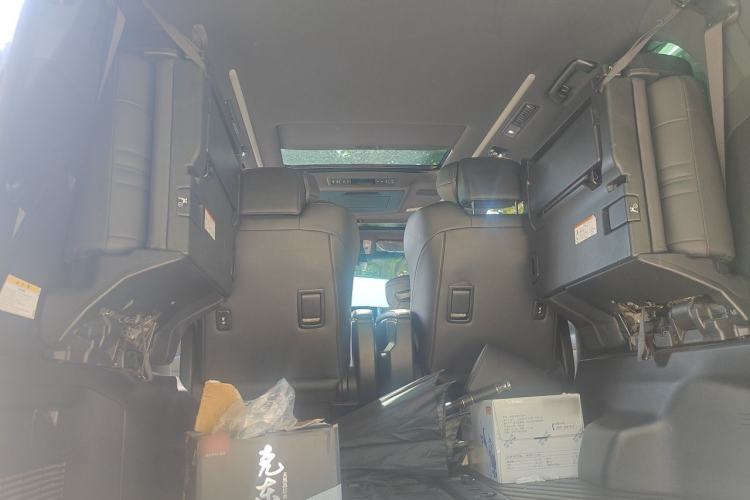 Used Toyota Alphard 2020 Dual-Motor 2.5L Golden Special Edition Trunk