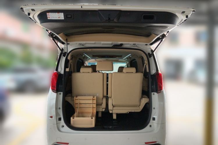 Used Toyota Alphard 2020 Dual-Engine 2.5L Luxury Edition Trunk