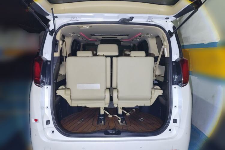 Used Toyota Alphard 2020 Dual-Engine 2.5L Luxury Edition Trunk
