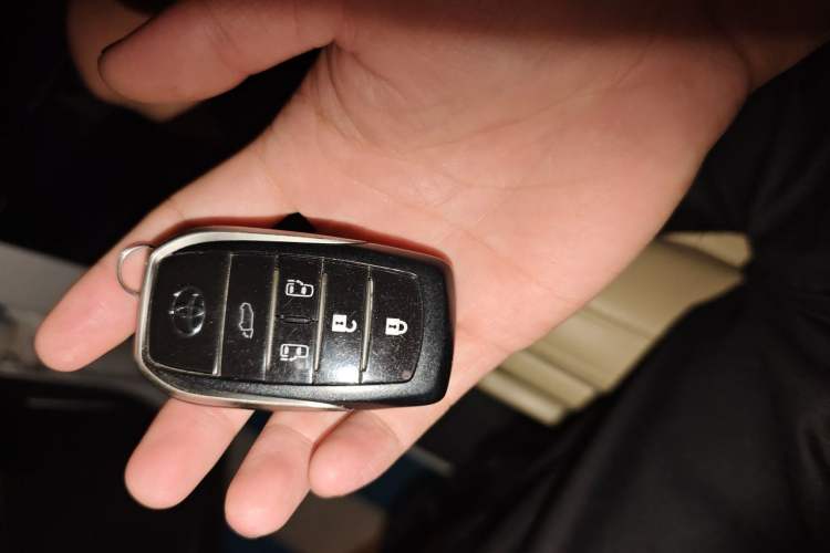 Used Toyota Alphard 2020 Dual-Engine 2.5L Luxury Edition Vehicle Key