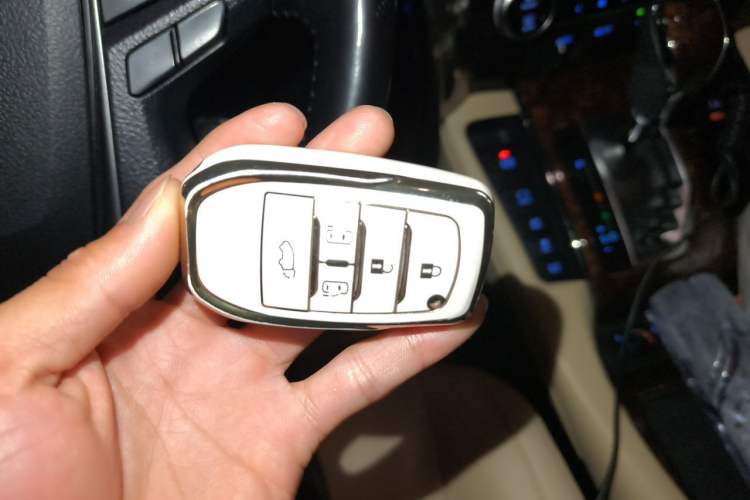 Used Toyota Alphard 2020 Dual-Engine 2.5L Luxury Edition Vehicle Key